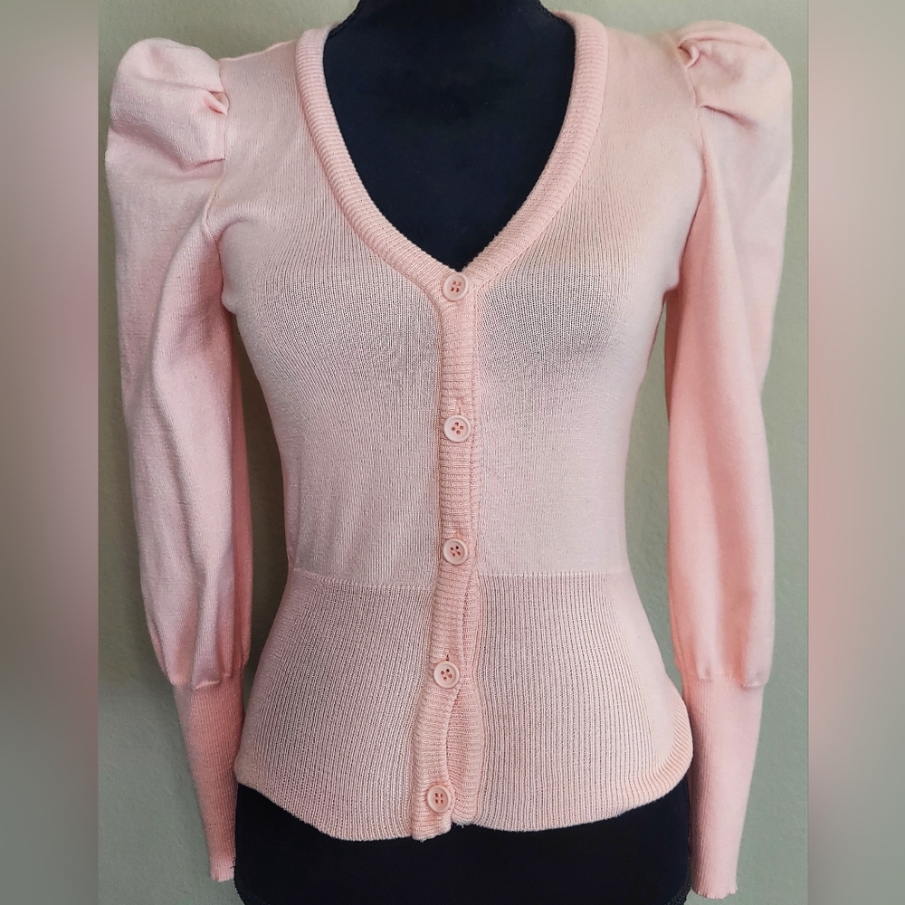 Pleaded sleeve cardigan